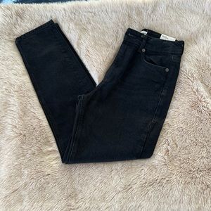 New with tags Zara black Sl jeans. Size 4